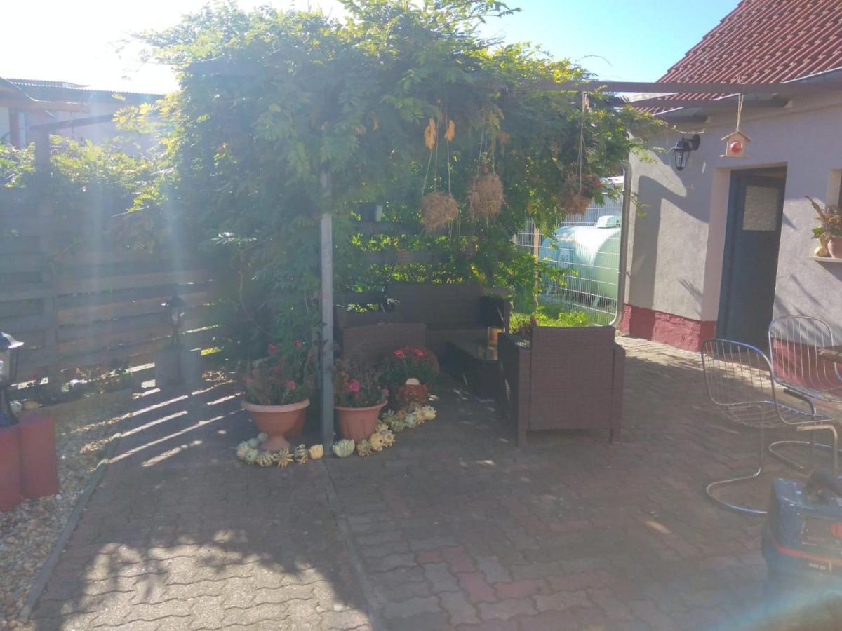 Ferienhaus Badetz Exterior foto